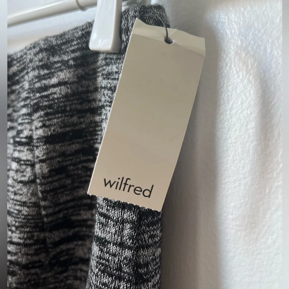 New with tag ARITZIA Wilfred Azeveda Stretchy Pencil Skirt in Heather Black - Picture 5 of 7
